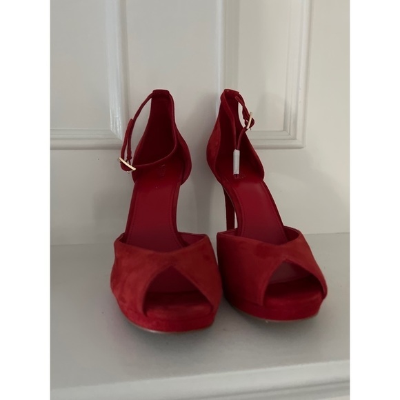 MICHAEL KORS RED PEEP TOE SUEDE HEELS - Picture 2 of 7